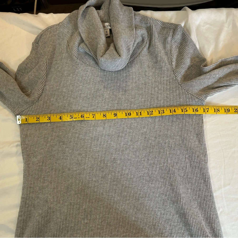 Rebecca Malone Gray Cowl Neck Sweater Soft Cozy Knit Small Giftable Winter Style - Picture 7 of 8